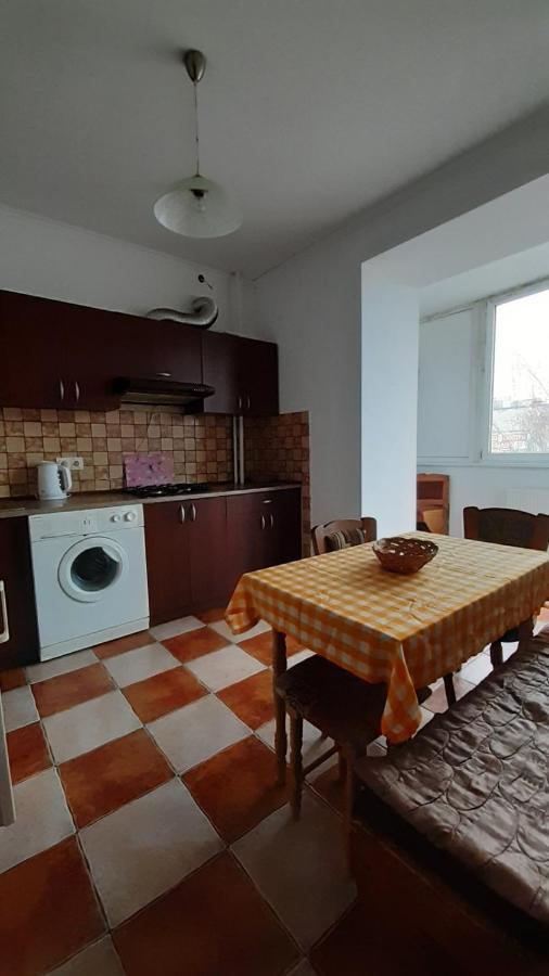 Apartment Na Saharova Iwano-Frankiwsk Zewnętrze zdjęcie