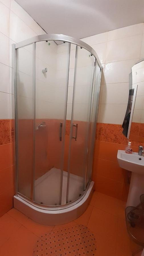 Apartment Na Saharova Iwano-Frankiwsk Zewnętrze zdjęcie
