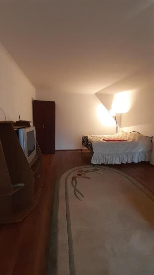 Apartment Na Saharova Iwano-Frankiwsk Zewnętrze zdjęcie