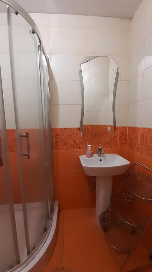 Apartment Na Saharova Iwano-Frankiwsk Zewnętrze zdjęcie